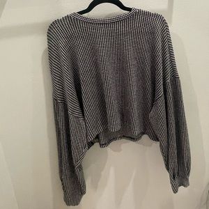 Soft cropped sweater great condition